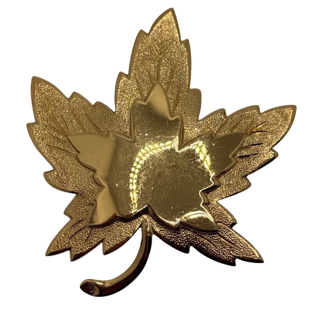 Vintage Monet Signed Gold Tone Maple Leaf Brooch